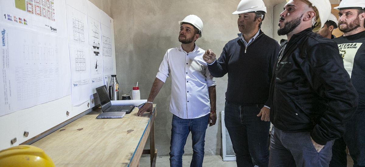 Cascallares, Fabiani y Fagioli supervisaron el avance de las obras de Barrio Lindo